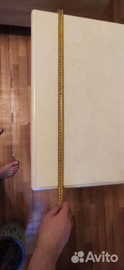 4 Прикроватные тумбочки и комод