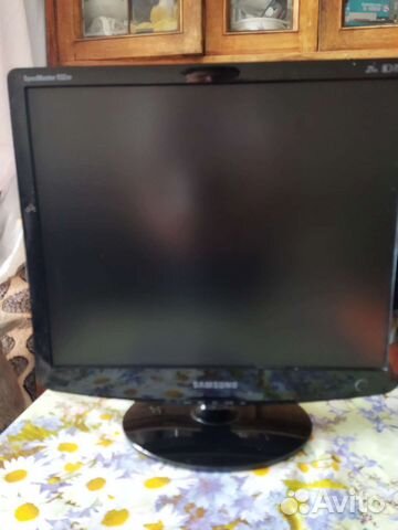 Монитор Samsung syncmaster