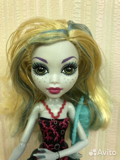 Кукла монстер хай Лагуна Блю Танцевальный класс