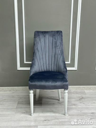 Стол и Стулья