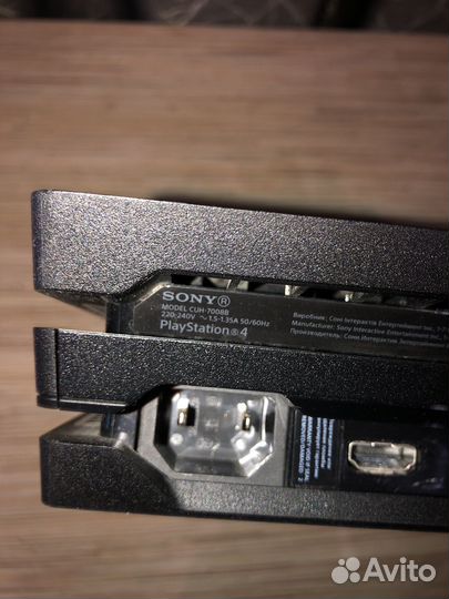 Sony PS4 pro 1tb