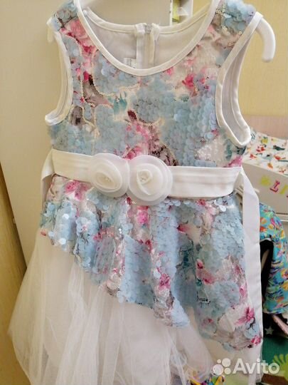 Платье нарядное, праздничное 3-4 98-104