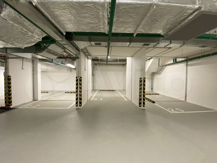 Машиноместо, 14 м²