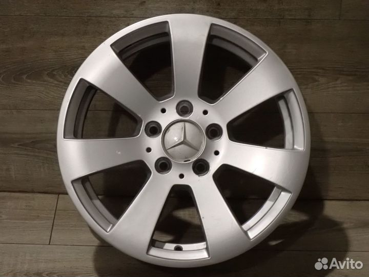 Комплект оригинальных дисков R16 Mercedes W204