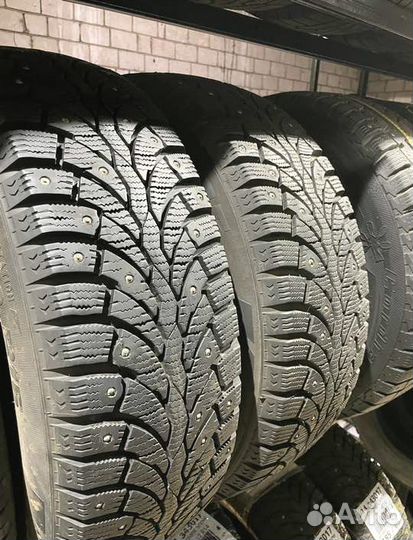 Pirelli Formula Ice 185/60 R15 88P