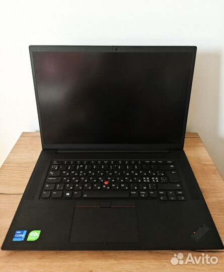 Lenovo Thinkpad P1 Gen 4 i7-11800H 32GB 1TB T1200