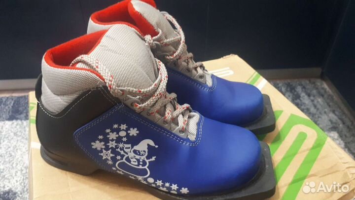 Лыжные ботинки классические