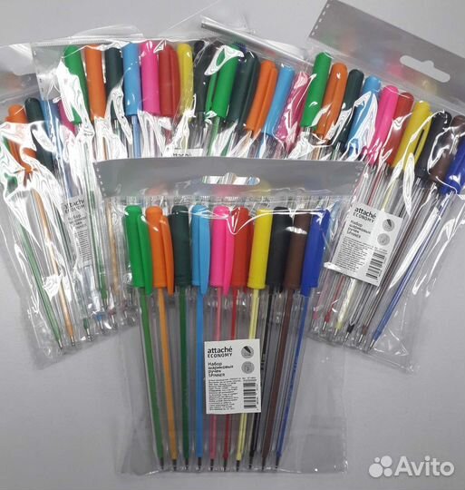 Новый набор цветных ручек attache