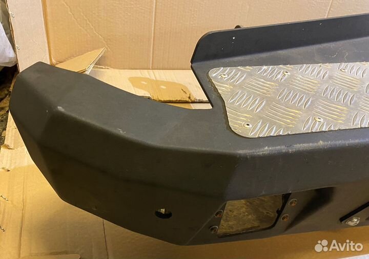 Задний бампер для VW Amarok 