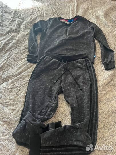 Спортивный костюм adidas женский