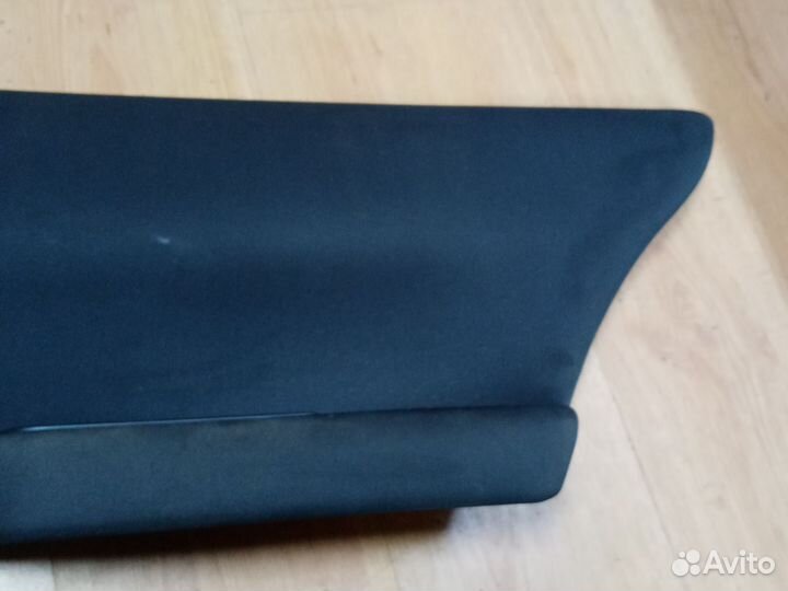 Задняя правая накладка двери Рено меган 2 седан