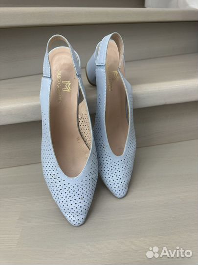 Босоножки женские