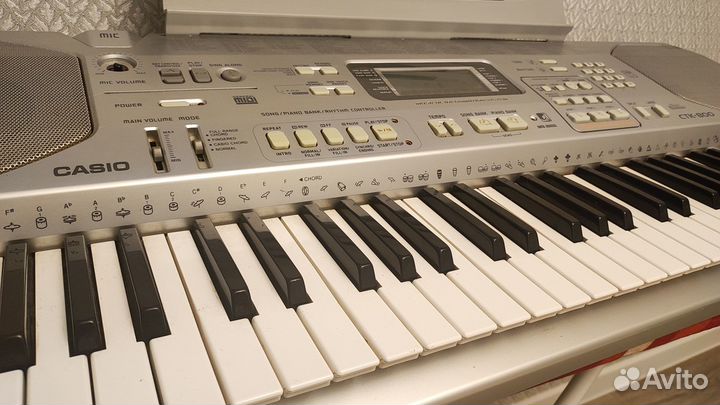 Продаётся синтезатор casio CTK-800