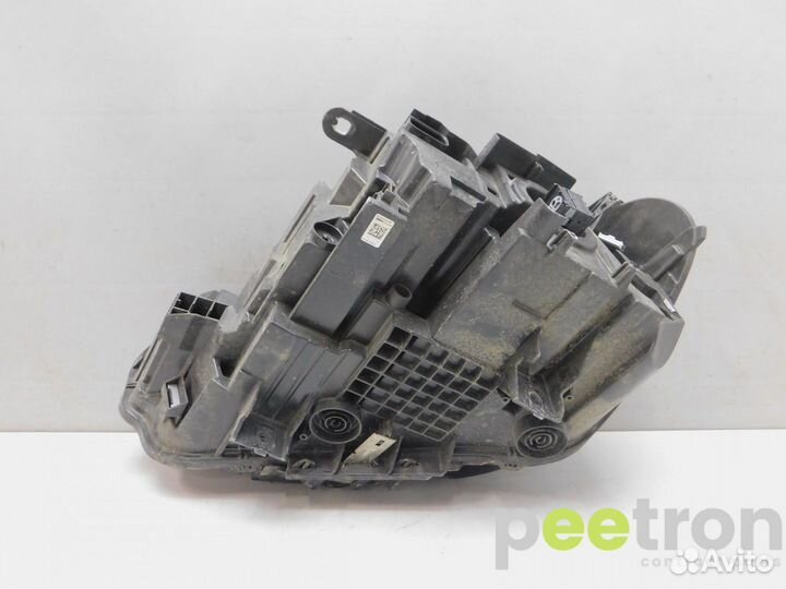 Б/У Б/У Фара правая б/у 63115A01172 BMW