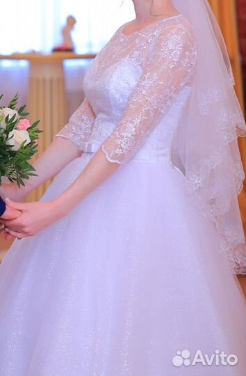 Свадебное платье