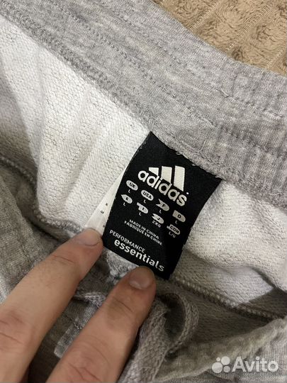 Спортивные штаны adidas essentials