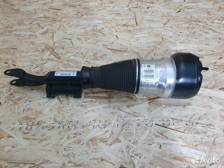 Пневмостойка Mercedes S-Class (W222) 63 AMG перед