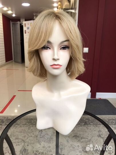 Натуральный парик с имитацией кожи головы