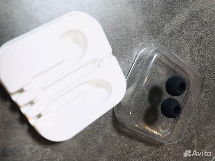 Чехол для наушников iPhone