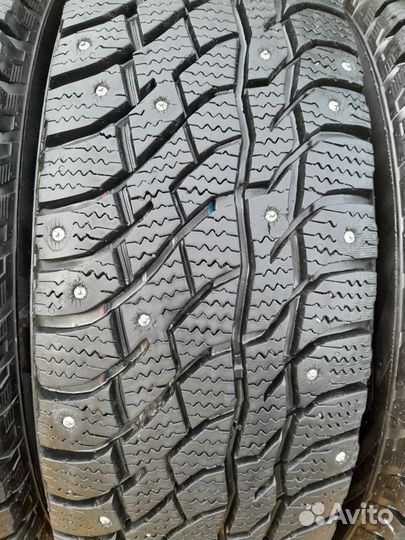 Viatti Bosco Nordico V-523 205/70 R15 96T