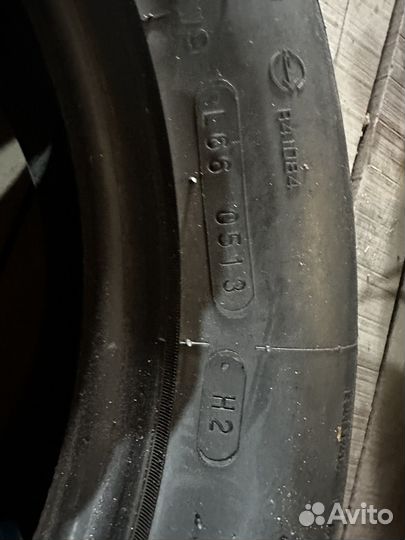 Sonar SX-9 235/55 R18