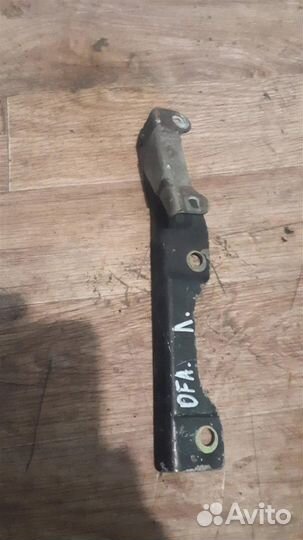 Петля капота левая Opel Frontera A 1992-1998
