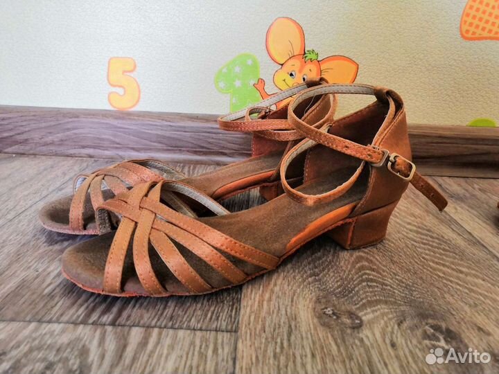 Туфли для бальных танцев