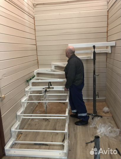 Перила для лестниц из металла