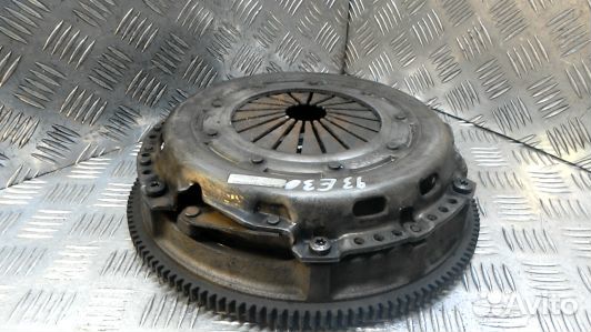 Маховик бензиновый peugeot 308 1 (93E30C101)