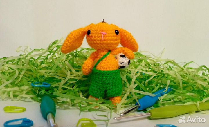 Зайчик брелок