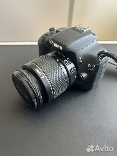 Зеркальный фотоаппарат canon 550d