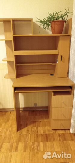 Компьютерный стол, письменный стол