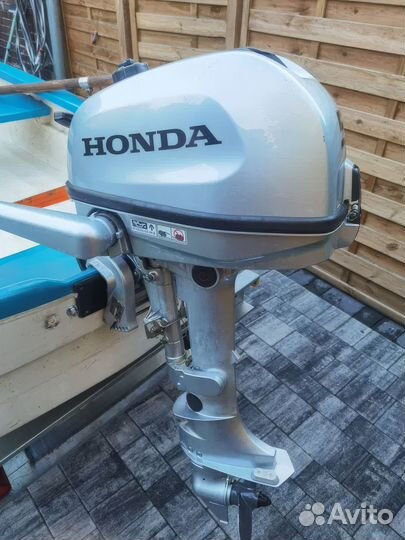 Лодочный мотор honda BF 5 DH SHU Б/У