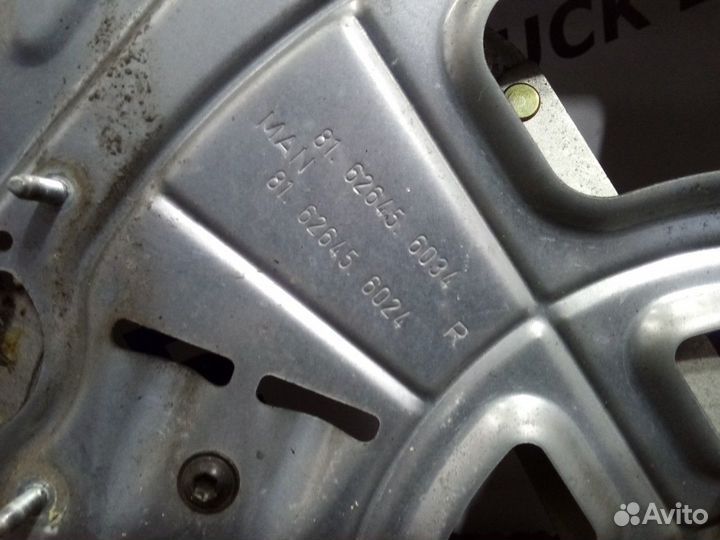 81626456024 Стеклоподъемник RH