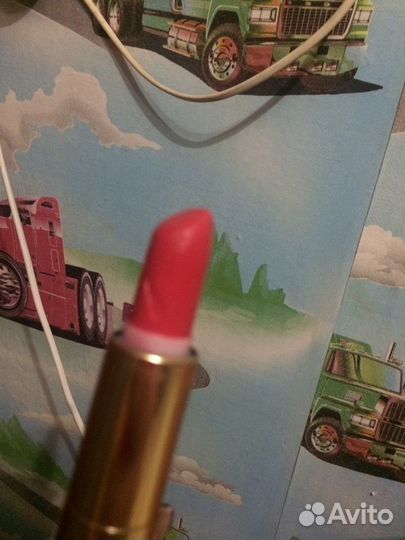 Помада Max Factor X