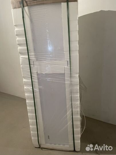 Холодильник новый Indesit ITR 4200 W белый
