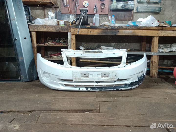 Бампер передний LADA granta