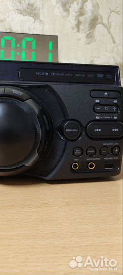 Музыкальный центр sony m60D