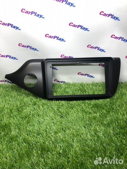 Переходная рамка магнитолы Kia Ceed 2012