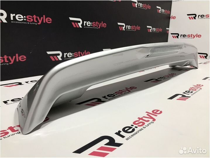 Спойлер Toyota Land Cruiser 120