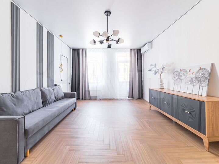 4-к. квартира, 130 м², 3/7 эт.