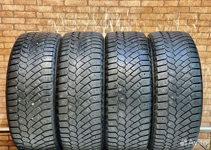 Gislaved Nord Frost 200 215/60 R16