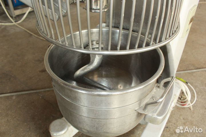 Миксер планетарный