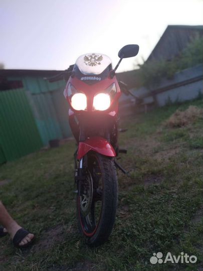Продам мотоцикл всё работает сел поехал