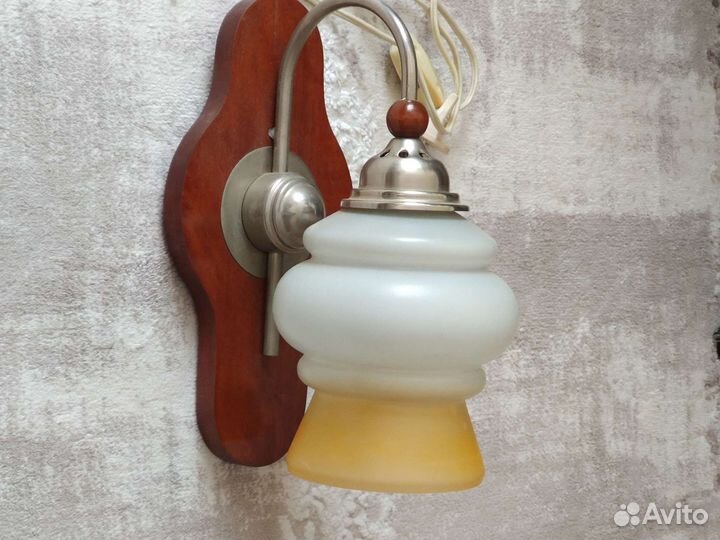 Светильник настенный