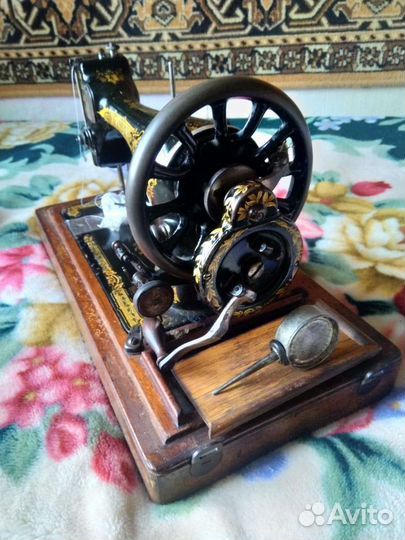 Швейная машина Singer Зингер