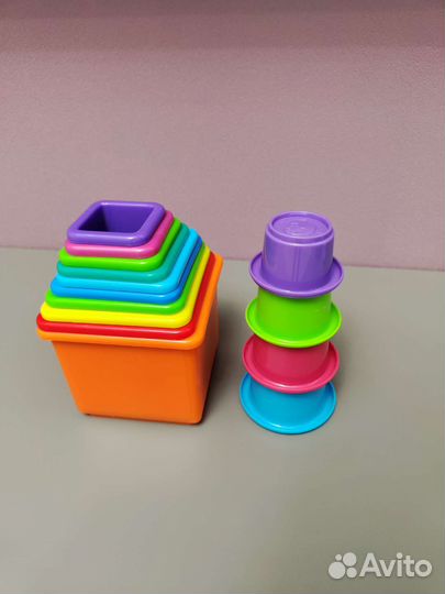 Развивающие игрушки для малышей пакетом
