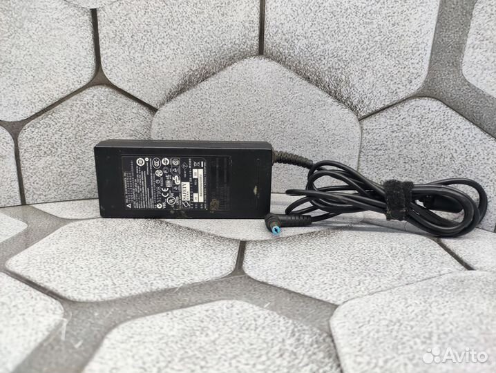 Зарядка для Acer 19V 4.74A (90W) 5.5x1.7мм