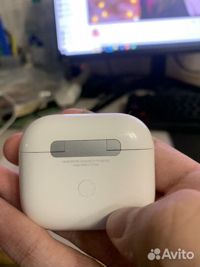 Беспроводные наушники apple airpods