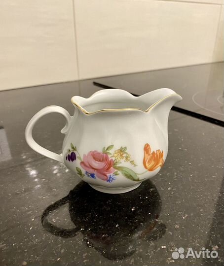 Предметы из чайного сервиза Graf von Henneberg Por